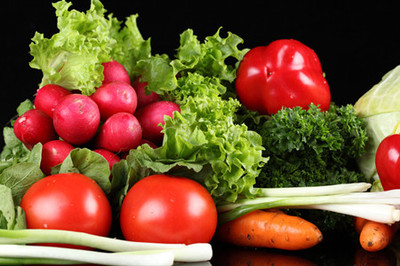 确保农产品安全 食品安全法拟禁用剧毒高毒农药，倡导有机肥料使用